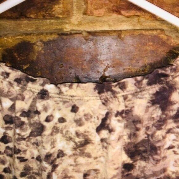 St. John's Bay Brown Printed Short Sleeve Blouse Women's Size Small - Picture 5 of 6